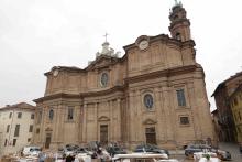 Nooo! Meglio, molto meglio arrivare a piedi!