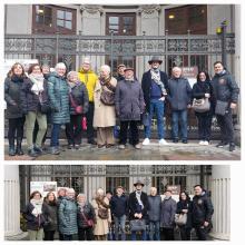 E alla fine eccoci tutti qui, davanti a un vecchio e bellissimo cinema che non lo è più da moltissimi anni. Chi indovina come si chiamava?