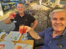 un brindisi di Claudio e Gianfranco (ma sei ovunque)